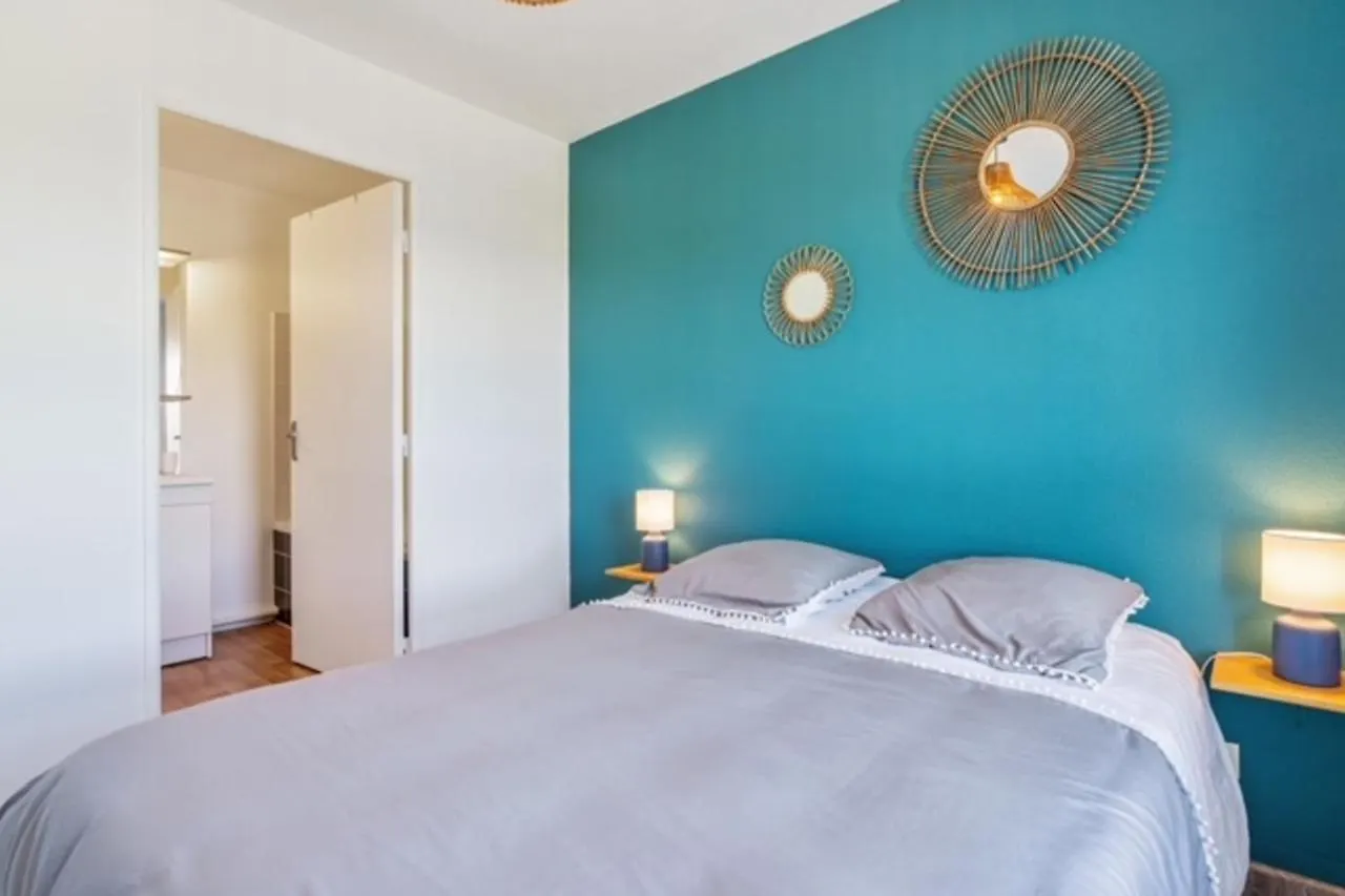 Cosy 40M With Terrace In 瓦讷 法国